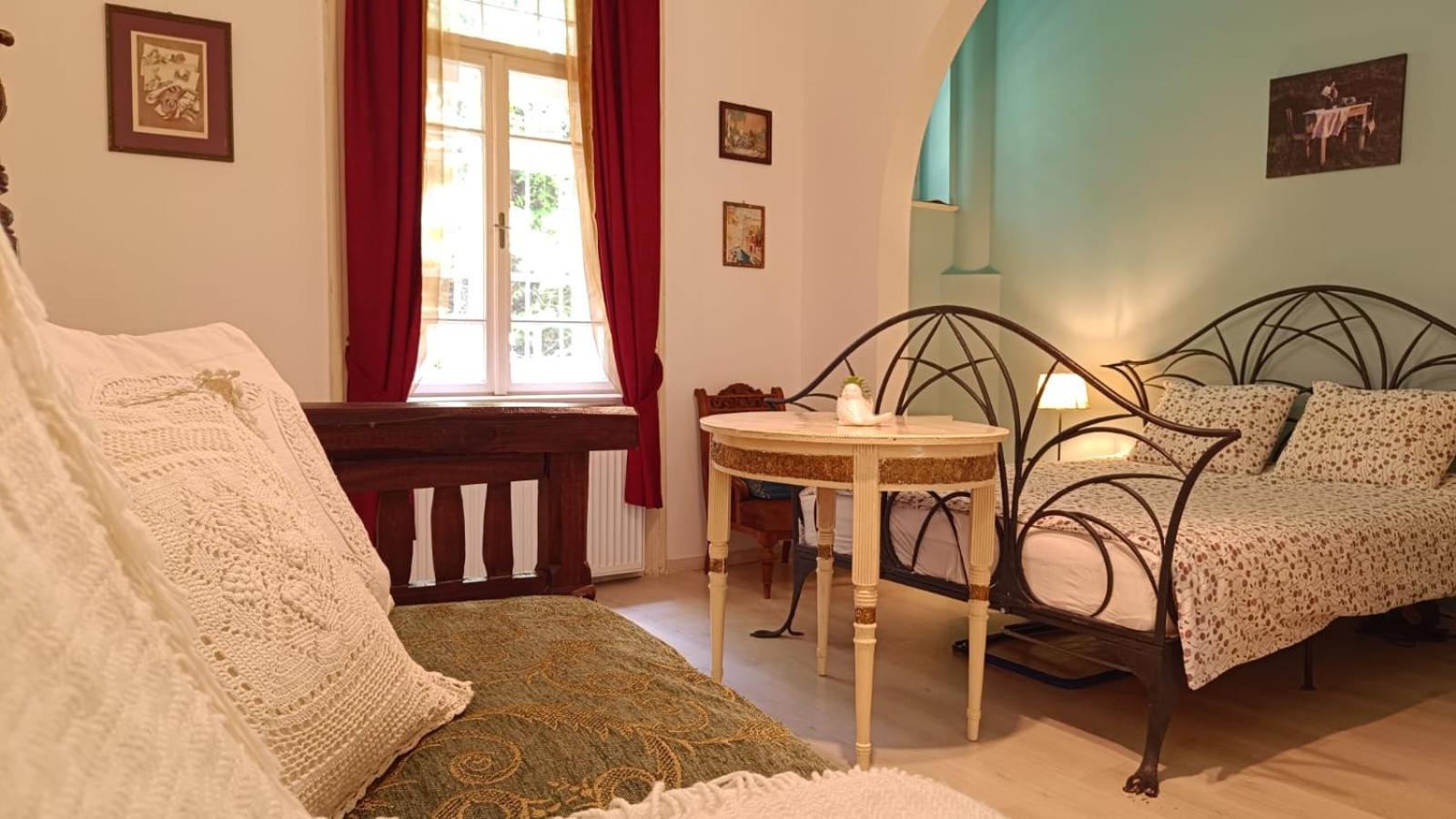 Heritage Harmony With Free Parking Budapeste Exterior foto